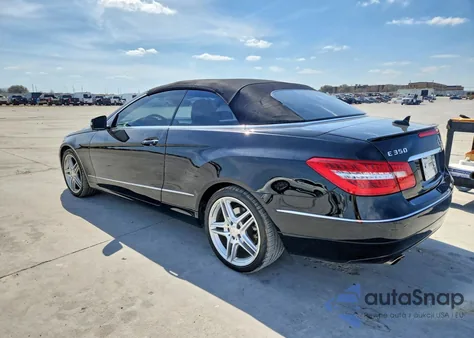 2013 Mercedes Benz E 350 z USA, uszkodzony, nr VIN WDDKK5KF9DF189788